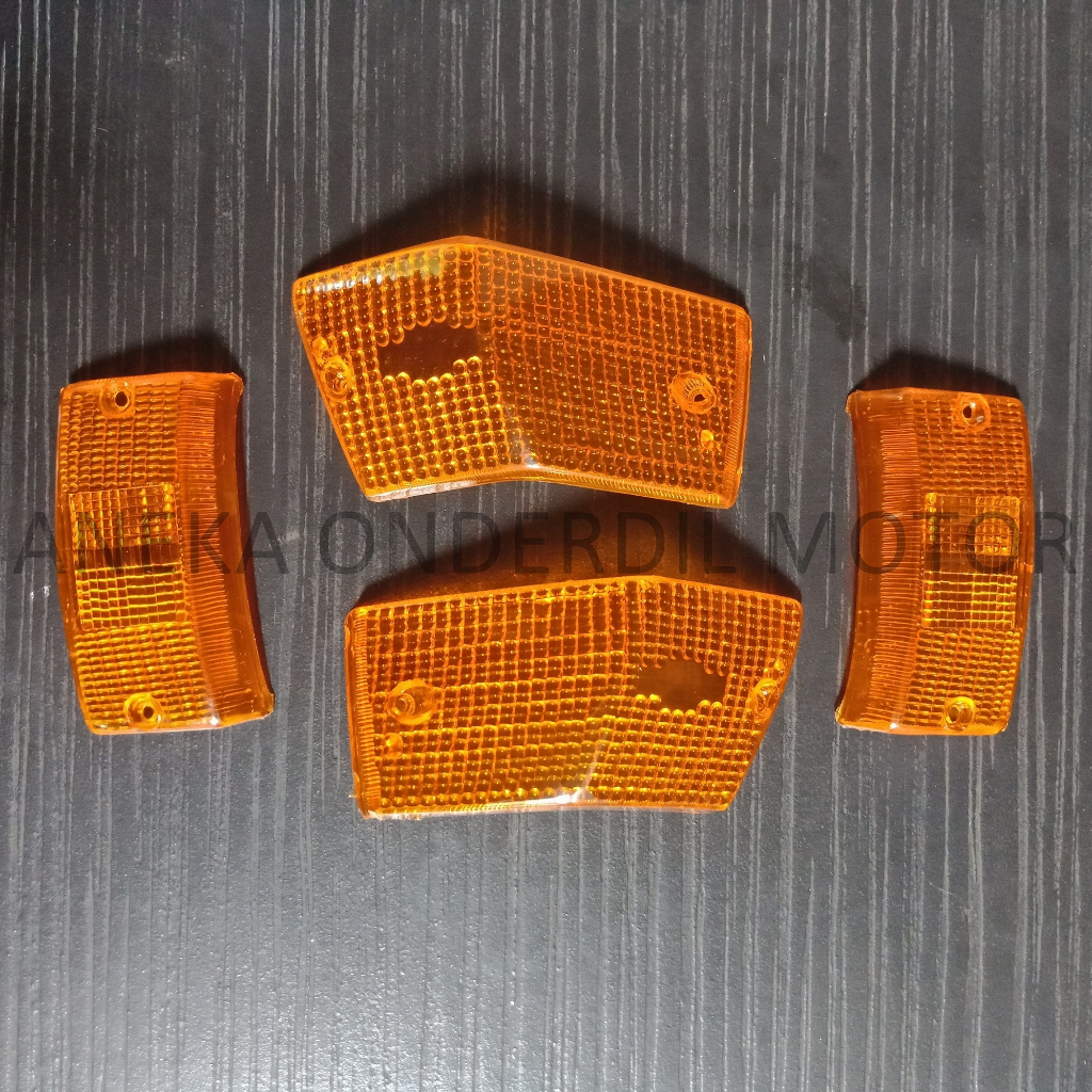 Mika Sen Depan-Belakang Vespa PX