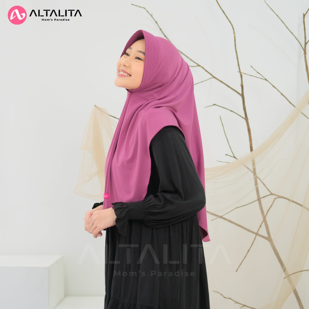 Altalita - Hijab Qanita Penguin Ukuran L Instan Jersey Premium Kerudung Bergo Hamidah Menutup Dada Terbaru Jilbab Sport Instant Cocok Untuk Sekolah Olahraga Volly Futsal Badminton dan Sehari-Hari