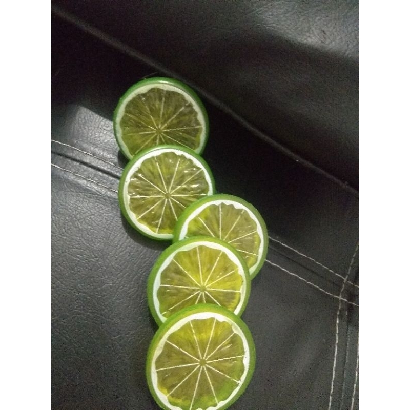 potongan lemon segar palsu artificial lemon slice