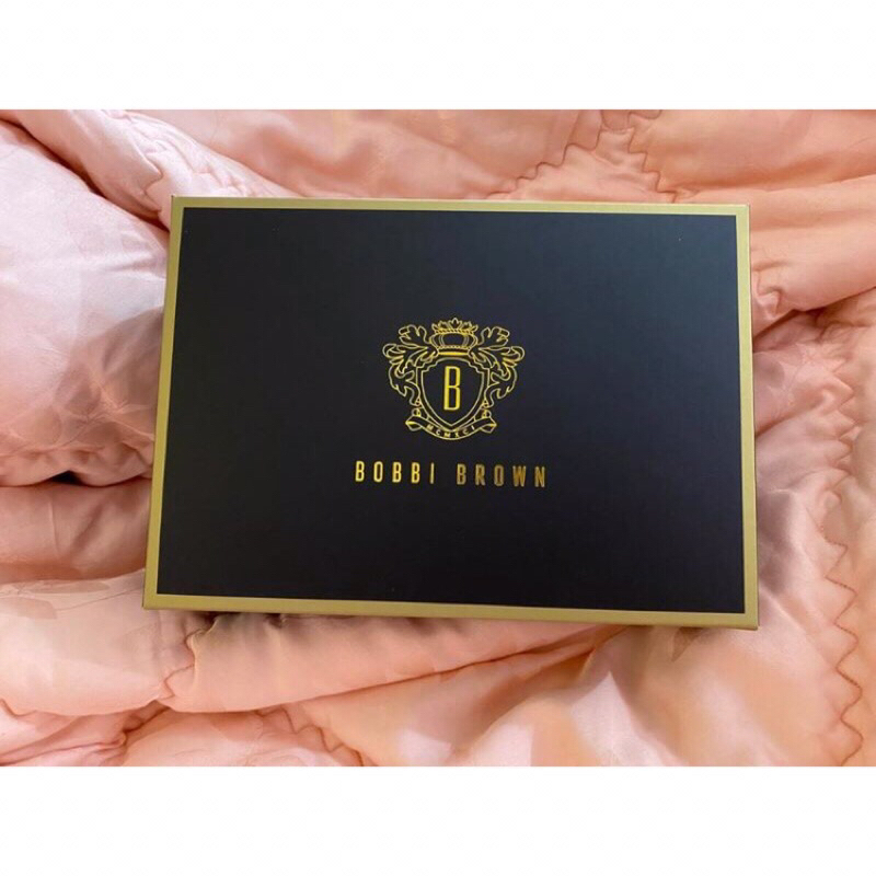 

Bobbi Brown - Box / Paper Bag