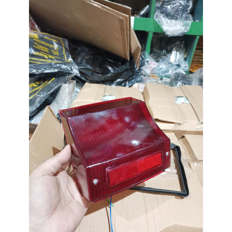 lampu stoplamp belakang Vespa PX PS Strada Spartan excel