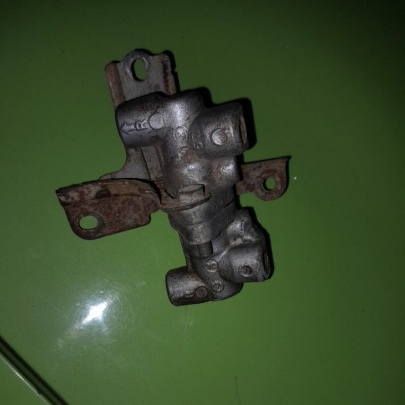 pembagi minyak rem civic genio