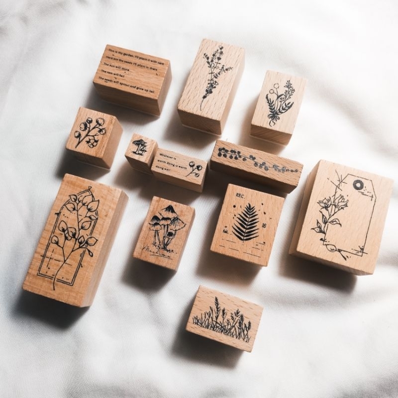 

Stempel Karet • Vintage Rubber Stamp Foliage Series