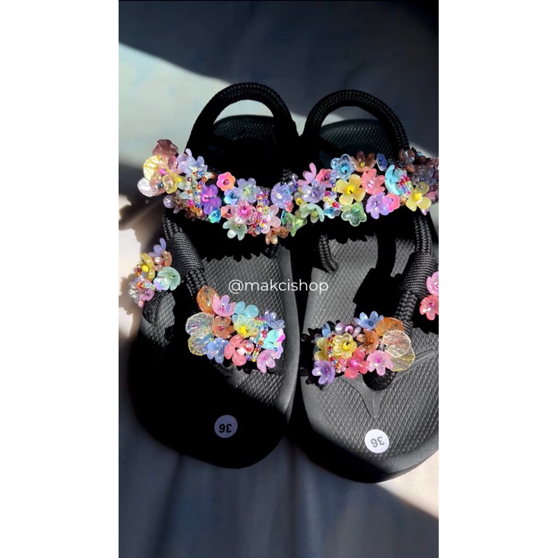 FLOWER BEADS SANDALS