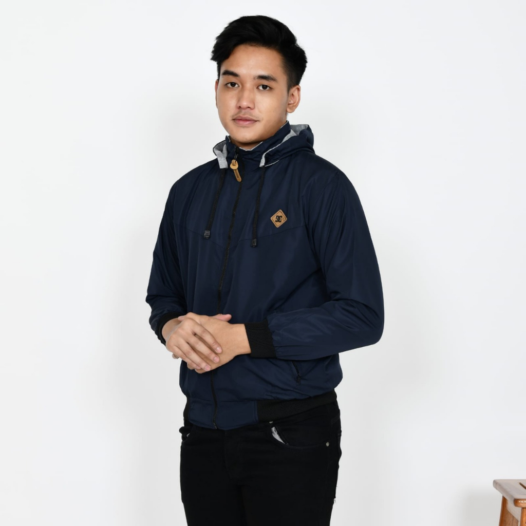 Jaket Parasut Pria Wanita Warna Navy Blue Bolak Balik Bb Dc 2 In 1 Anti Air Size L - XL - XXL