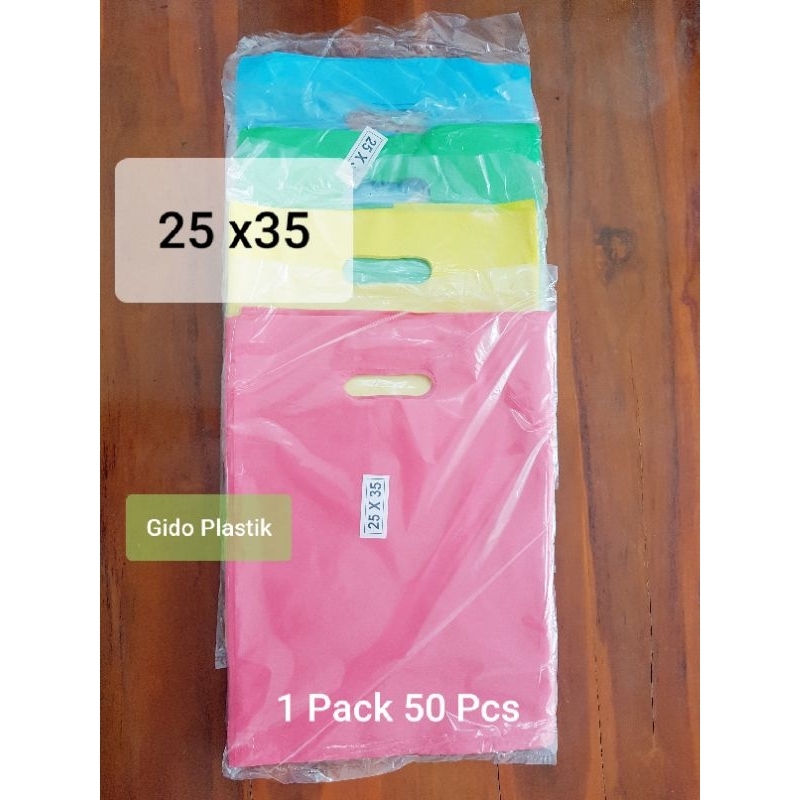 

Kantong Plastik Pond Oval Polos 25 x 35 Hd Plong Plastik Online
