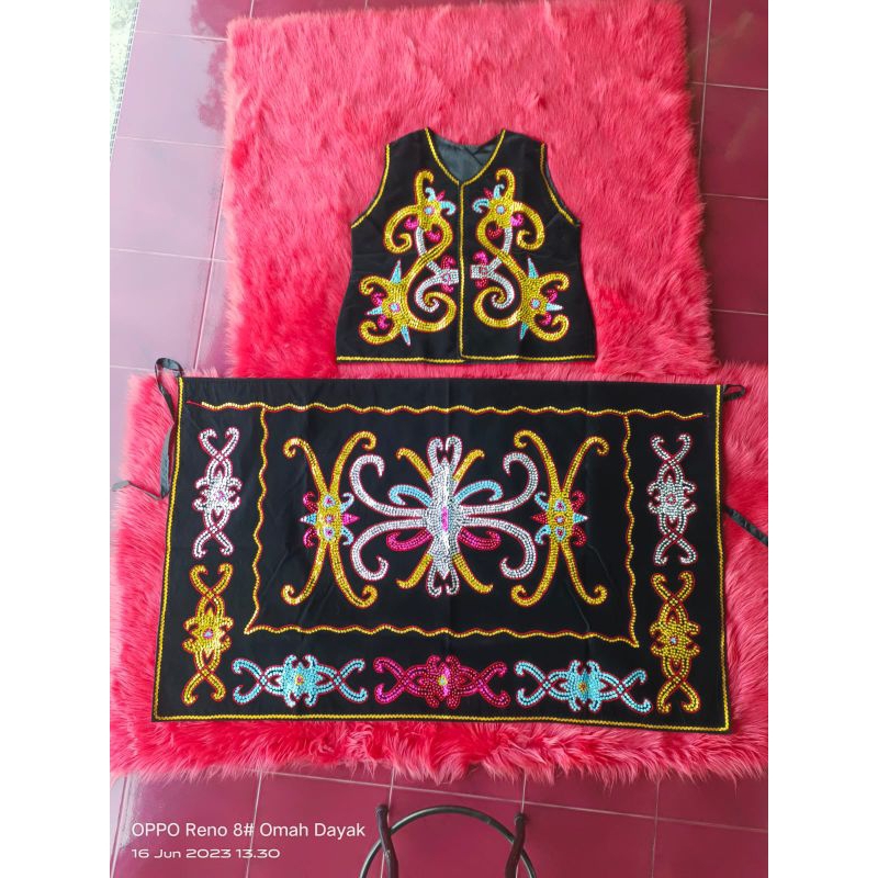 Baju adat kalimantan dewasa/ Baju Dayak Dewasa