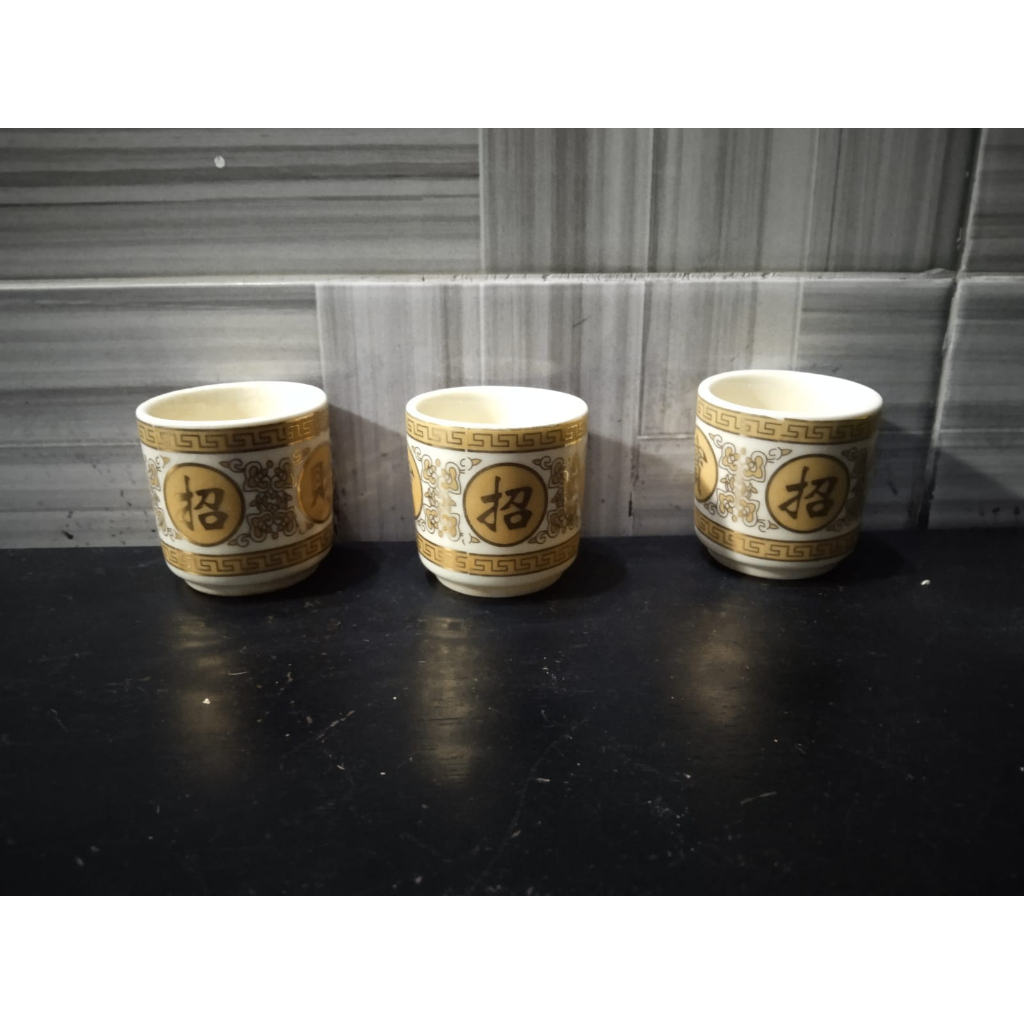 Gelas Sembayang Keramik Aksara Cina Coklat Kuno Jadul Antik