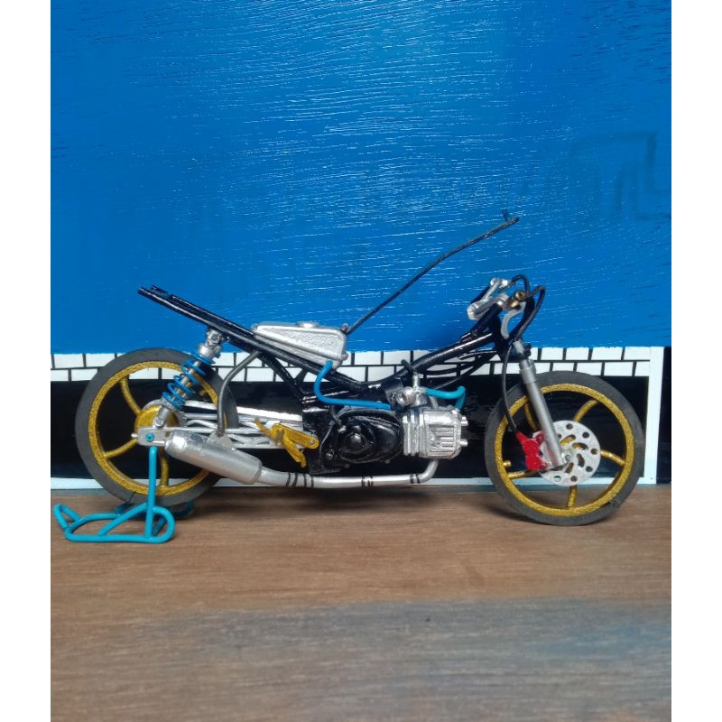 miniatur motor drag slepengine