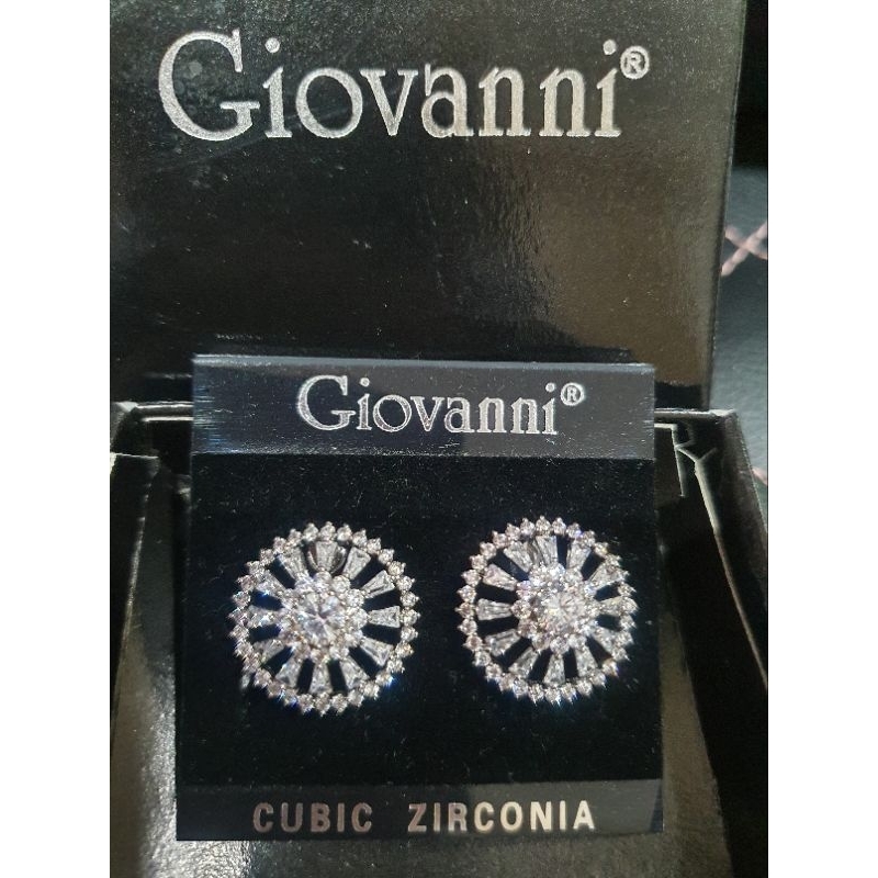 Giovanni cubic zirconia anting /earing jepit
