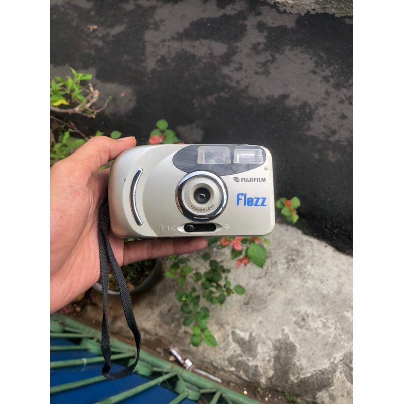 kamera analog fujifilm flezz