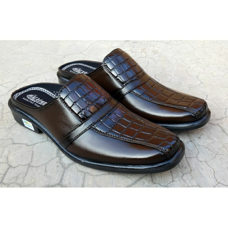 Halkoneku Sandal Selop Formal Bustong Pria