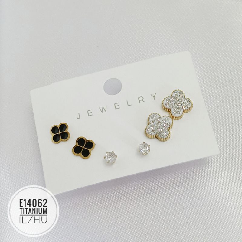 Anting titanium set clover 3 pcs gold E14062