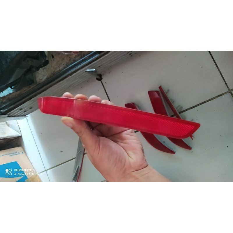 lampu bemper belakang inova rebon