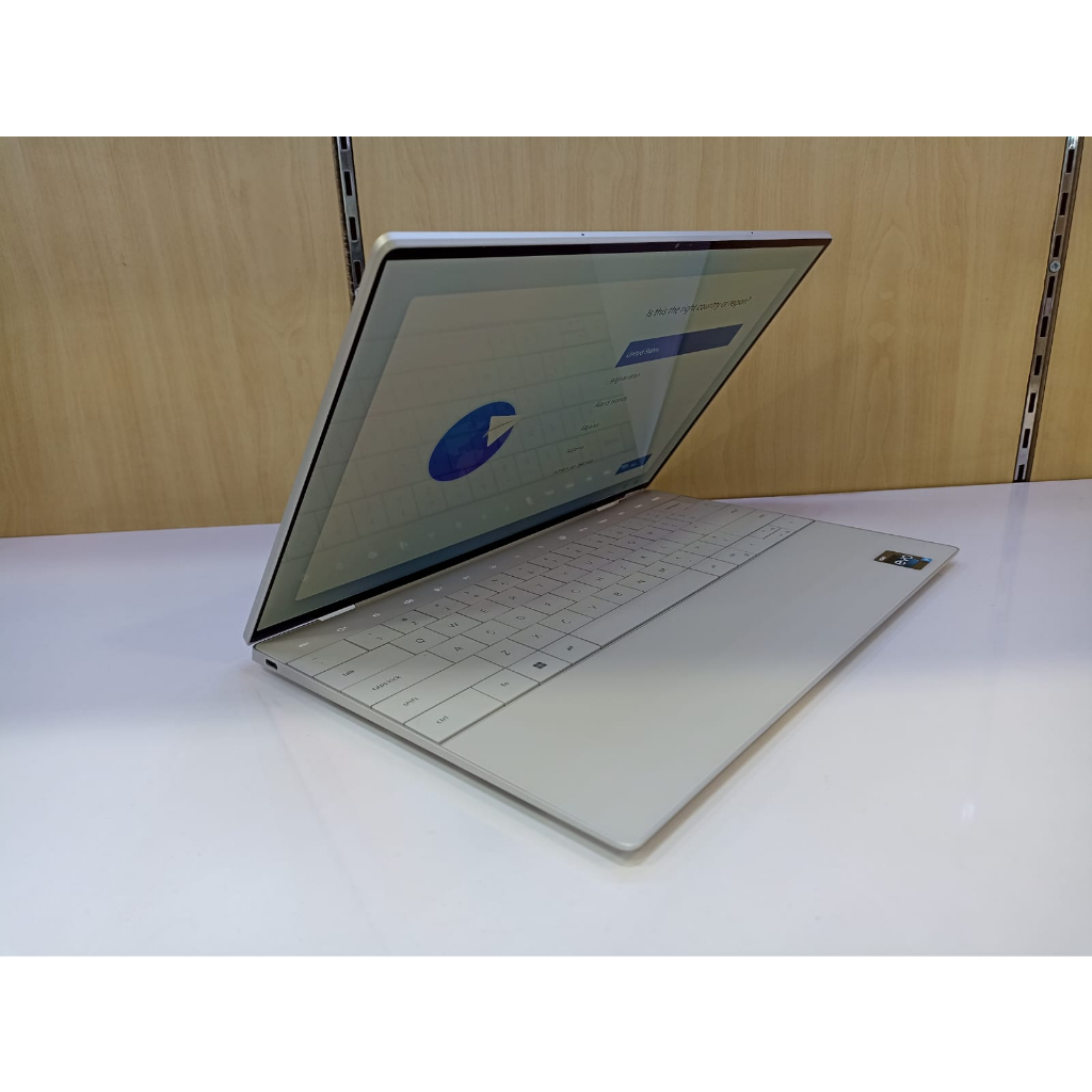 Laptop DELL XPS 13 PLUS 9320 Intel EVO i7 - 1260P 16GB 512GB Iris Xe 3.5K OLED Touch Win11