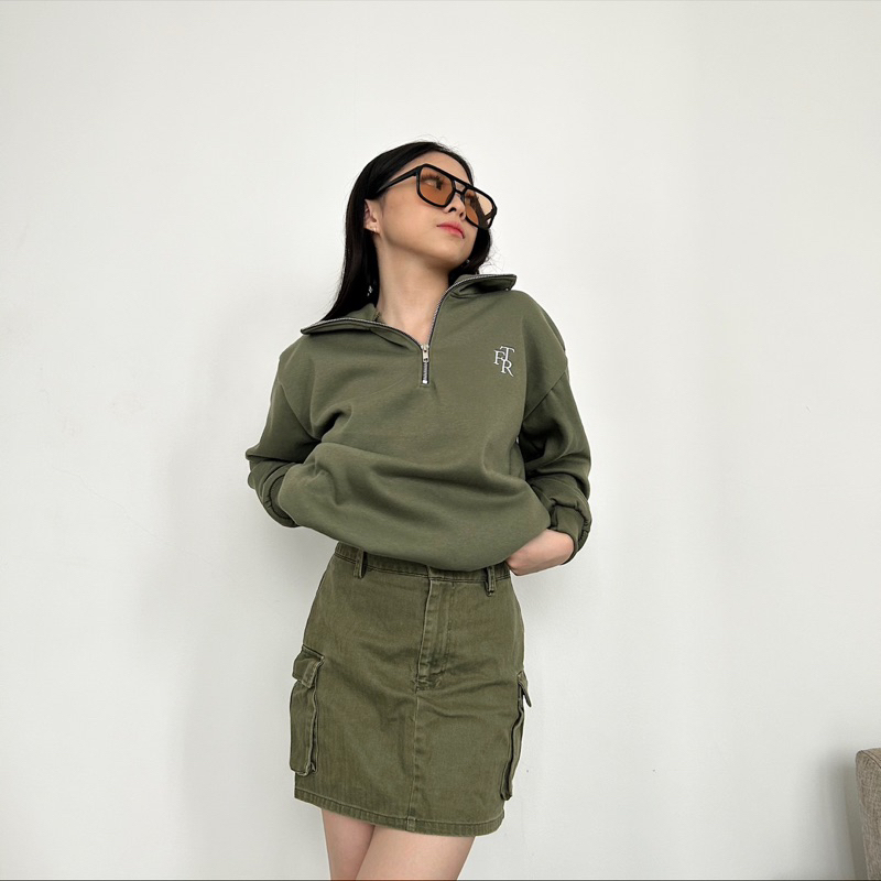 First Time Round - Quarter Zip Sweatshirt - Army Green