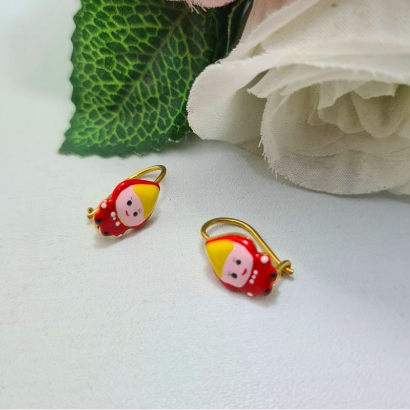 Anting Kait Emas Muda Gambar Masha