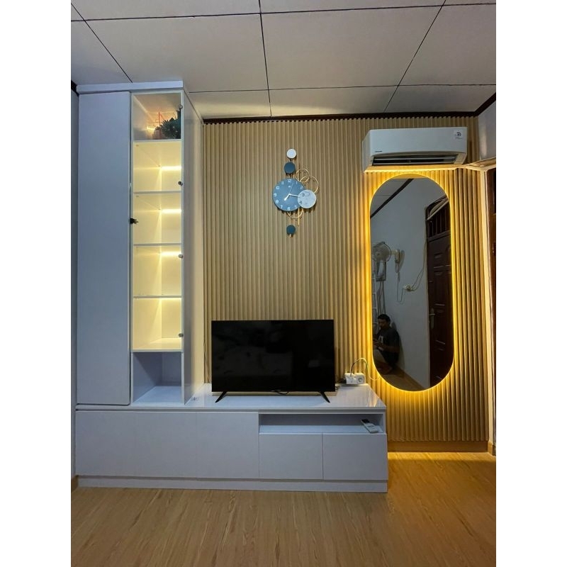 meja tv almari pajangan panel wpc