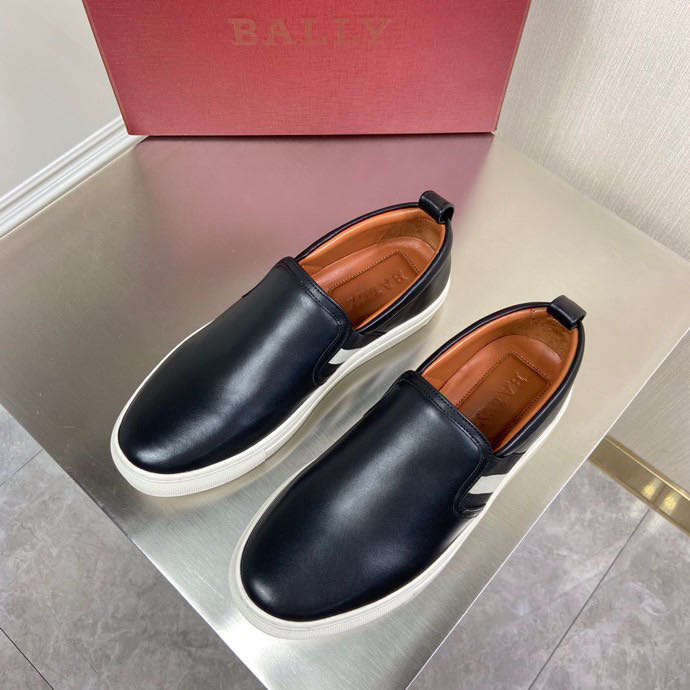 Bally sheepskin casual men's shoes with foot covers
