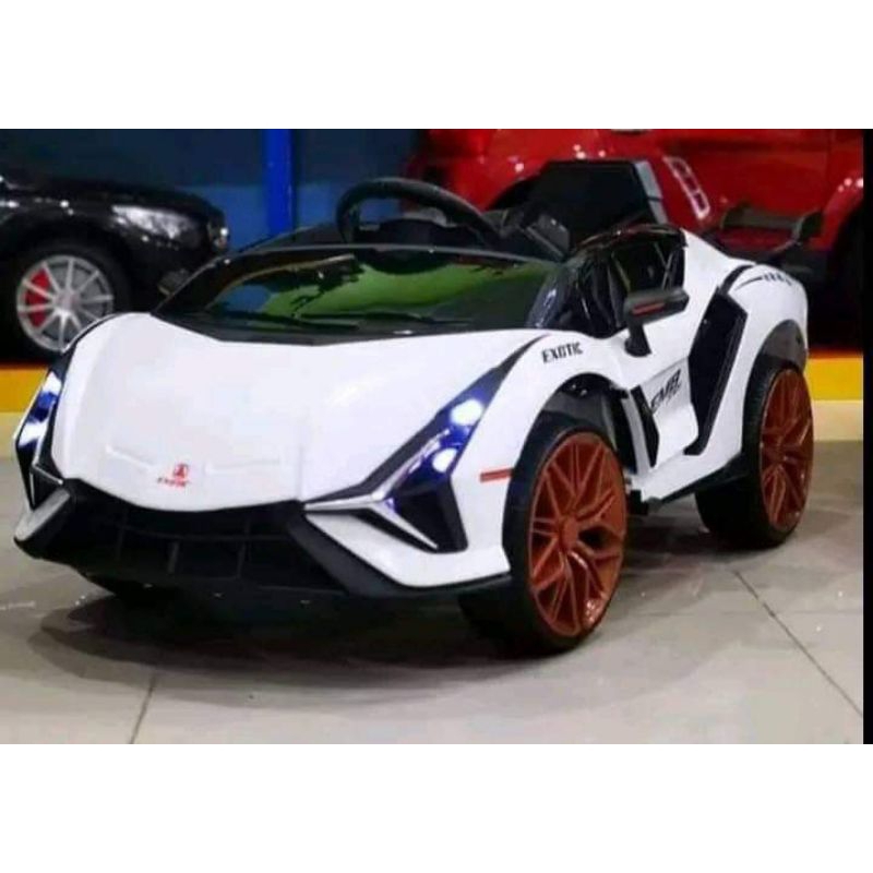 MOBIL AKI EXOTIC 3308