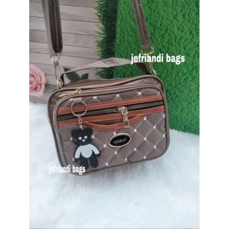 Tas selempang wanita chibao terbaru / tas bahu dan jinjing wanita kekinian