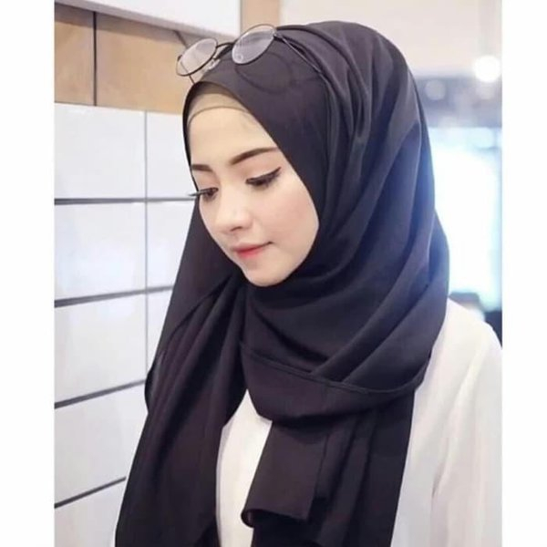 Hijab Pasmina Diamon Crape Terbaru / Jilbab Wanita Dewasa Kekinian