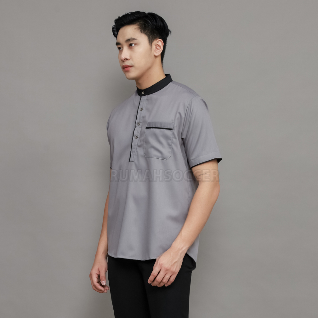 Baju Koko Pria Lengan Pendek AKHTAR Bahan Katun Toyobo Adem Tidak Panas Warna Hitam Polos