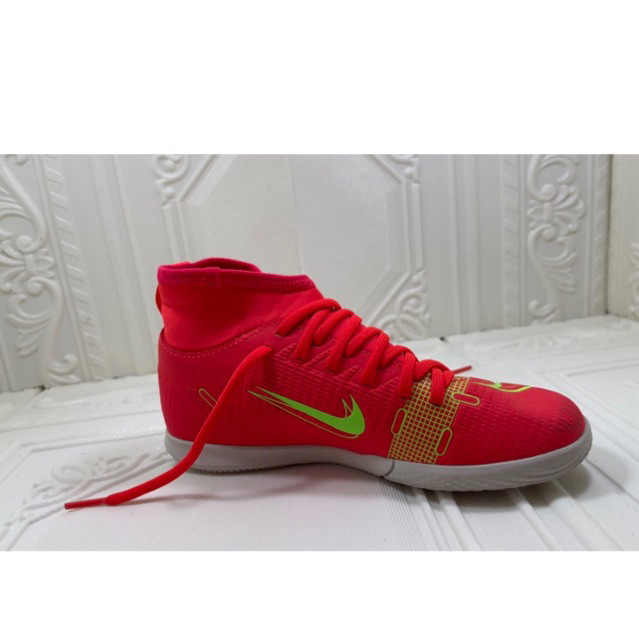 Sepatu Futsal Anak Nike Size 31