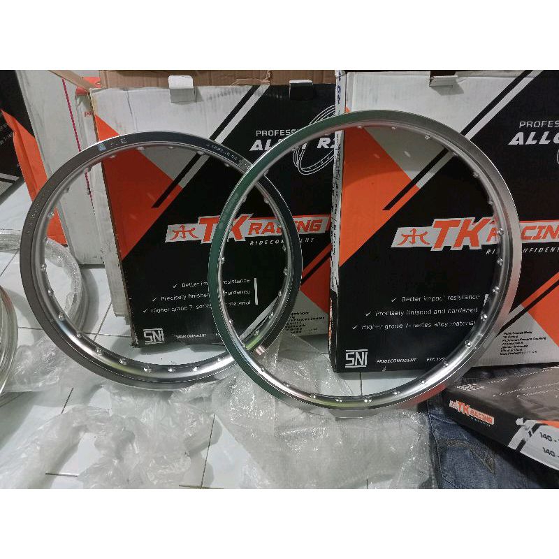 Velg Pelk 18/215+21/160 silver 28hole TK Bright WM