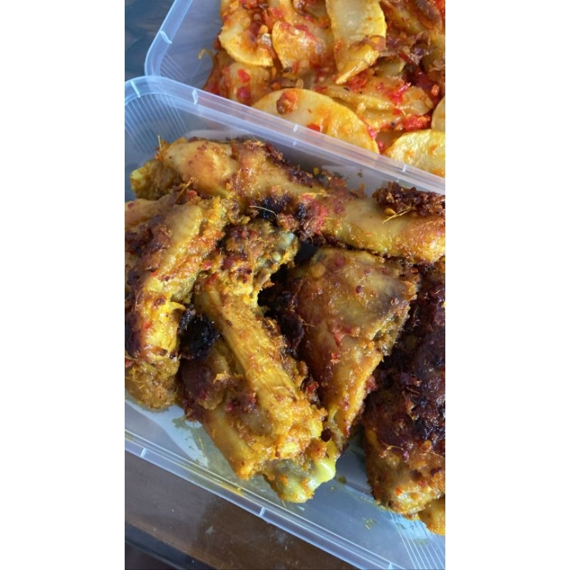 

AYAM PANGGANG BUMBU RUJAK /AYAM WOKU/AYAM RICA KEMANGI 5-10 potong