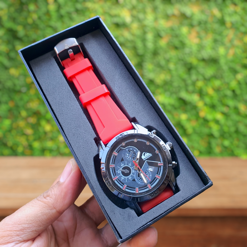 Jam tangan pria bisnis Quiksilver QSR107 tanggal aktif