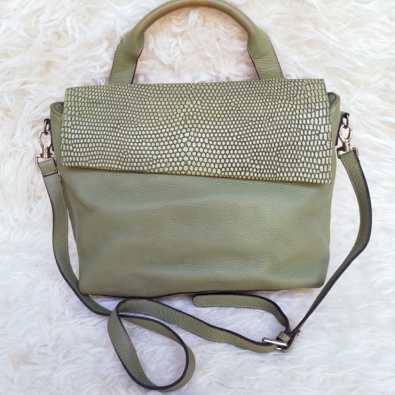 Tas wanita kulit asli Beyond Best