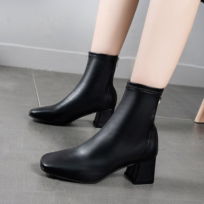 Sepatu Ankle Boots Heels Wanita Terbaru Import Korea Bot Hak Tahu Kulit Karet Murah Hitam Korean Style Black Booties - Ukuran 35 36 37 38 39 40