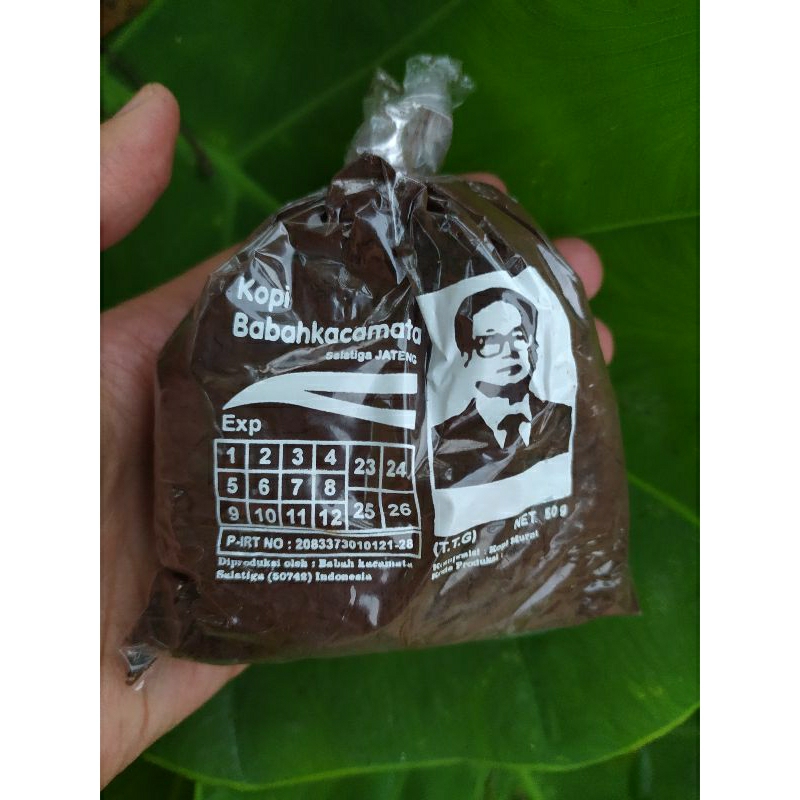 

kopi hitam robusta cap Babah kacamata asli Salatiga
