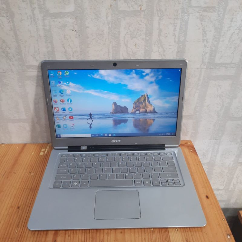 Laptop Acer Aspire S3 intel Cor i5 Ram 4GB/500GB HDD layar 14 inch bezel slim windows 10