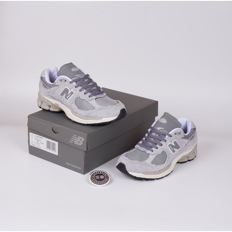 Sepatu New Balance 2002r Protection pack Grey Silver