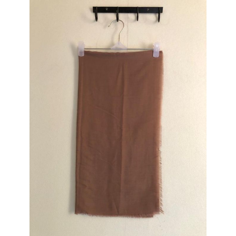 Jilbab Segi Empat Rawis Warna Mocca