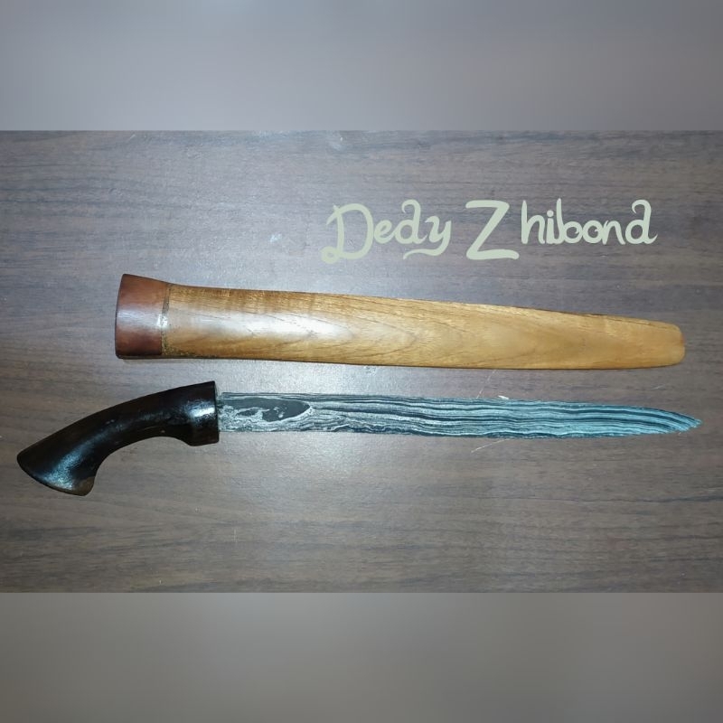 Dekorasi Tradisional Badik Bugis 