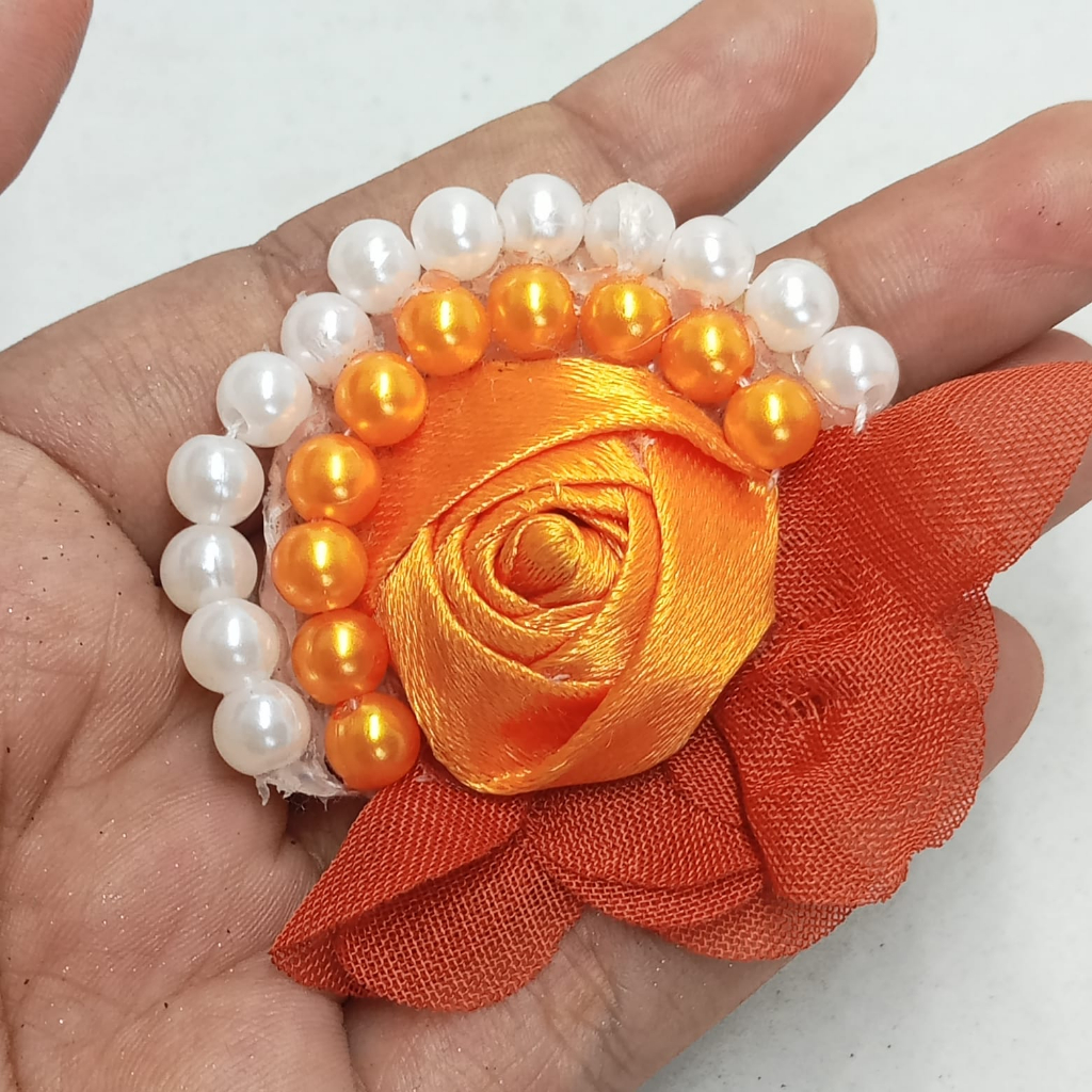 Bros jilbab pita satin model mawar kuncup