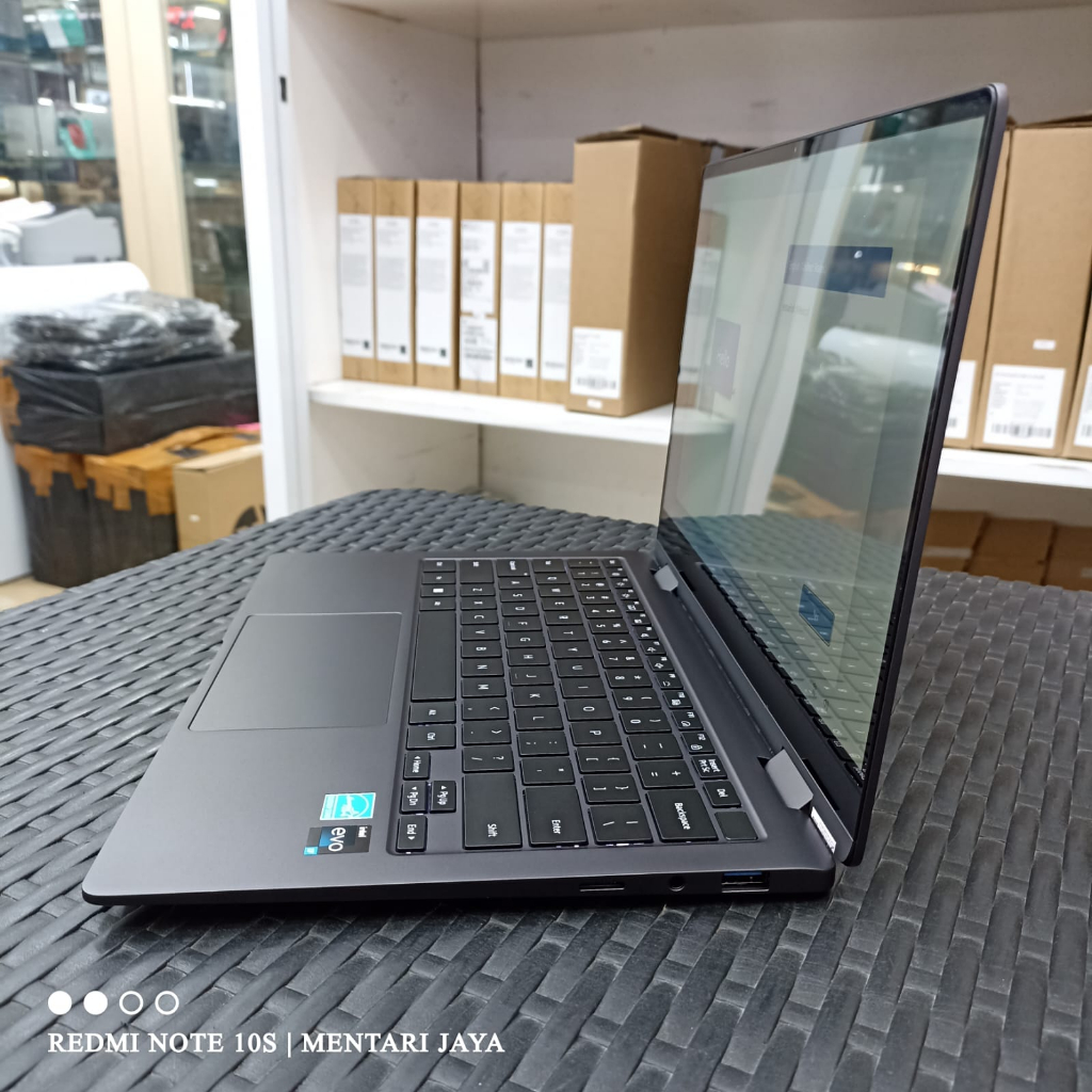 LAPTOP SAMSUNG GALAXY BOOK 2 360 2IN1 INTEL I7 1255U 16GB 512GB SSD IRIS XE 13.3 TOUCH WIN 11