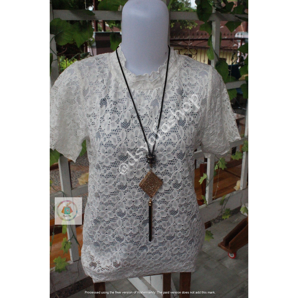 Baju Murah !! Blouse / Atasan Semi Brokat Putih