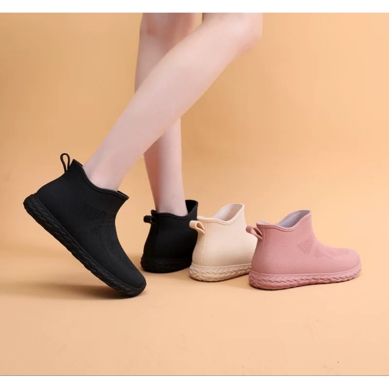 New Sneakers Slip on Boots Jelly (36-40)