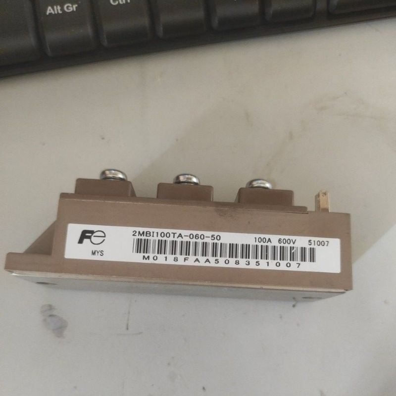 LAZEDIA - IGBT FUJI 2MBI100N-060 100 A 600 V