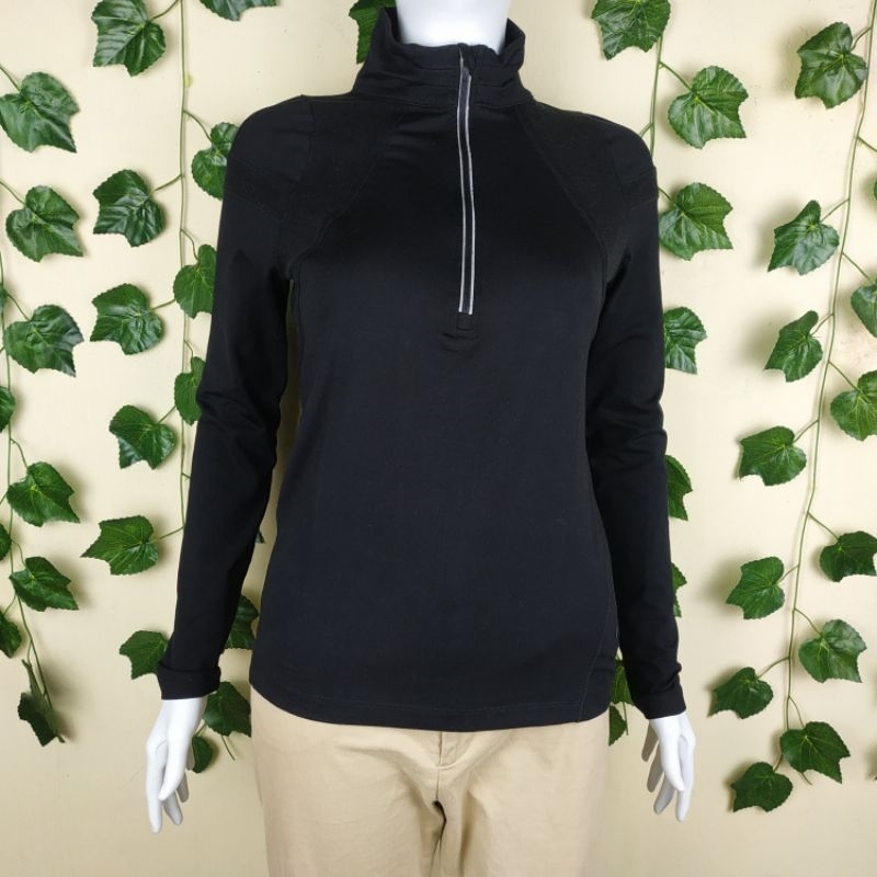 Pr el ov ed P❤️ Mantan Bukan Baru BK76 Elle Golf atasan kaos wanita hitam size kecil S 90 lengan tan