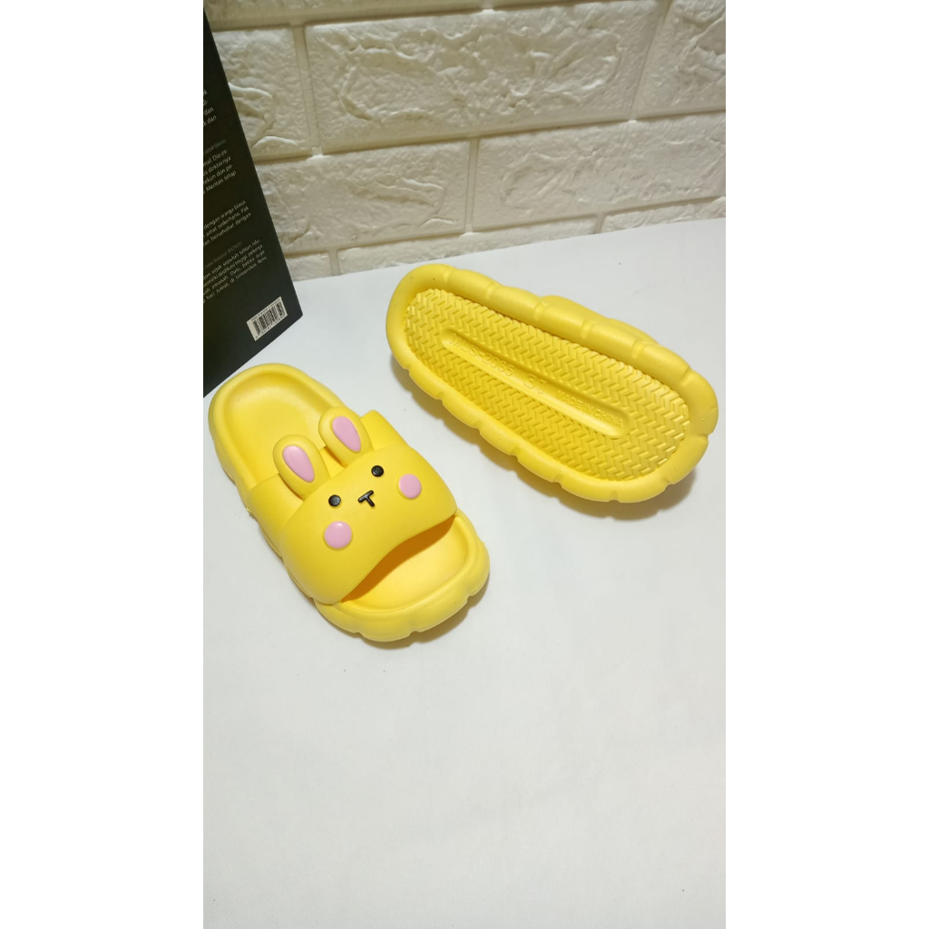 Sandal Kelinci Anak Perempuan Import Terbaru Sendal Karet Size 31-35