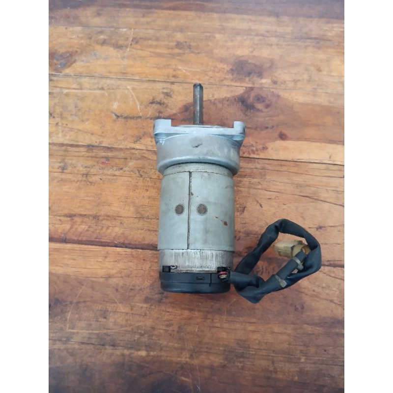 Dc Dinamo Motor Gearbox 19V 500Rpm