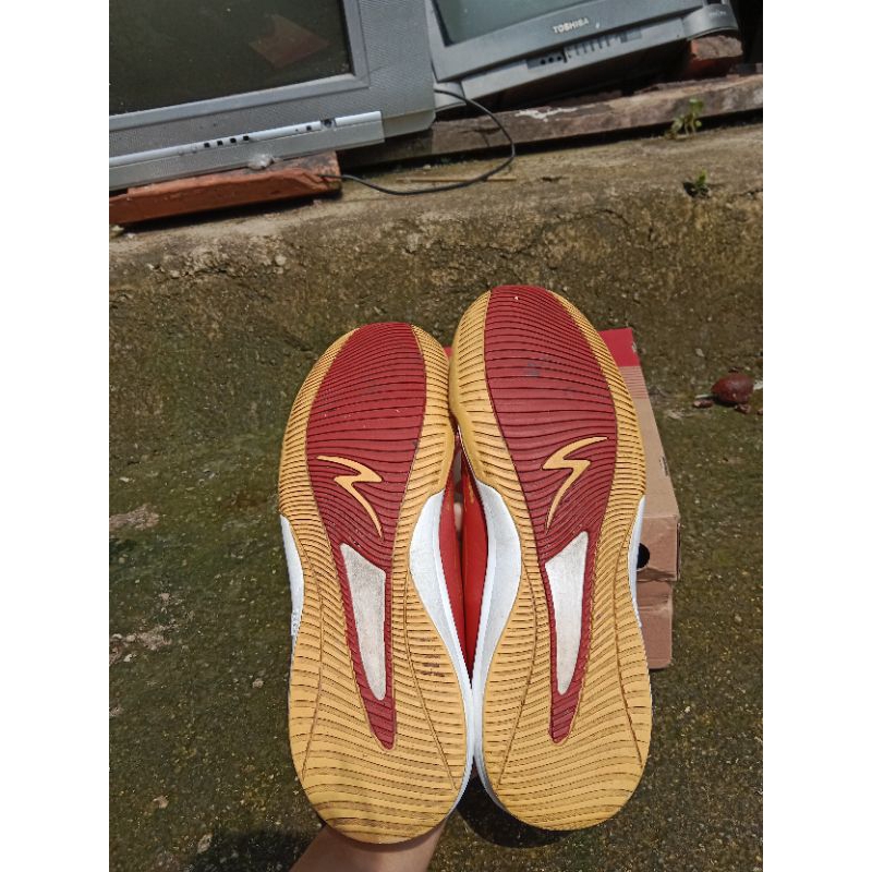 Lightspeed Reborn Maroon