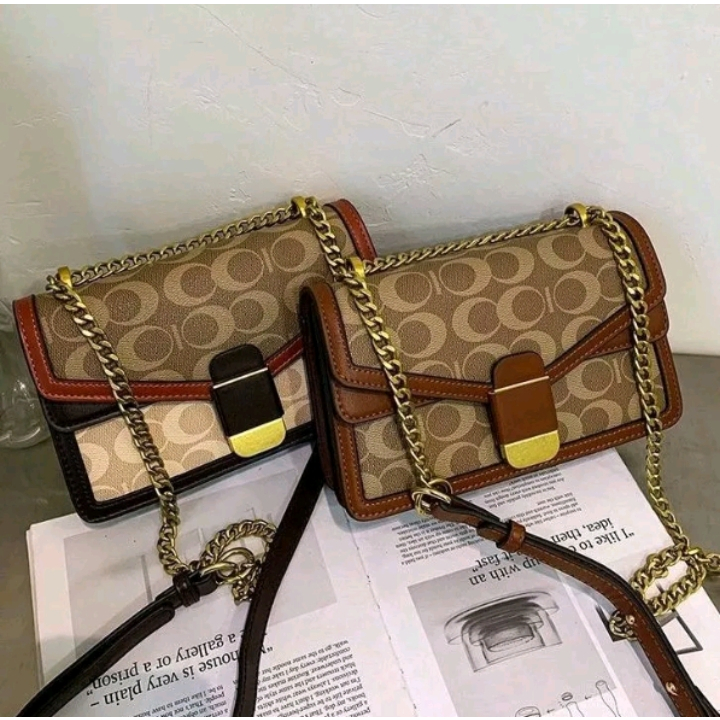 COACH HUTTON Tas Selempang Wanita Tali Rantai Premium