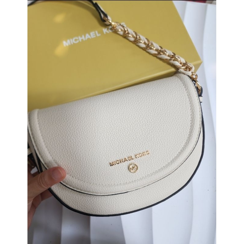 mk saddle +box//21×7×14cm