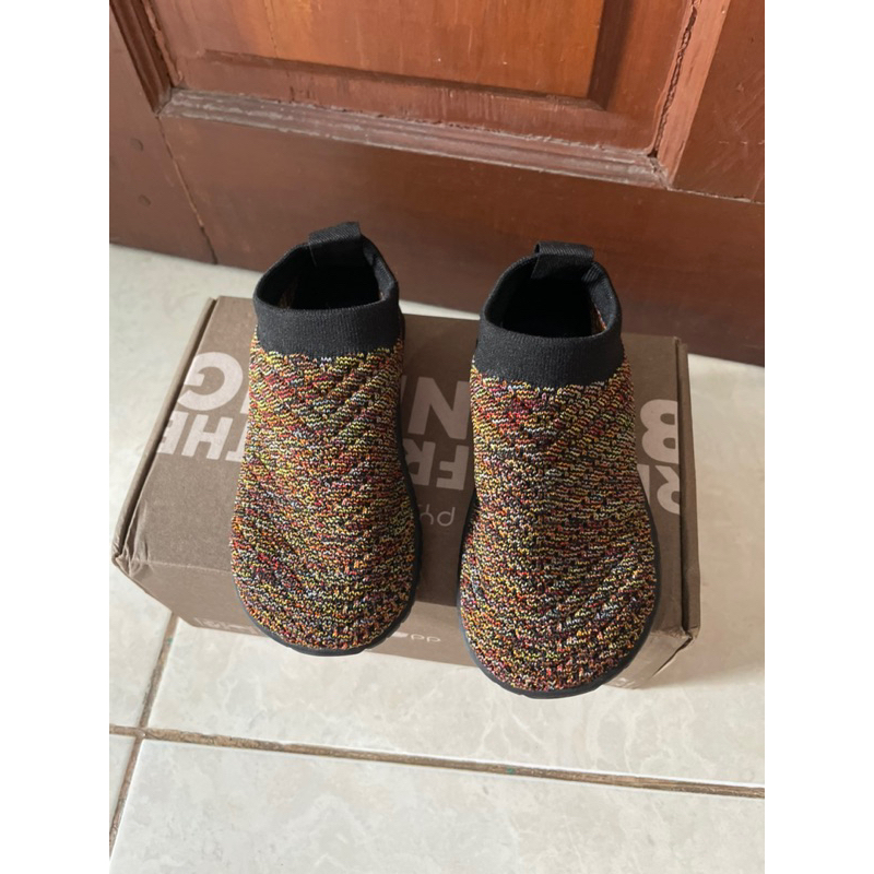 Pyopp Gallop Supernova on Black